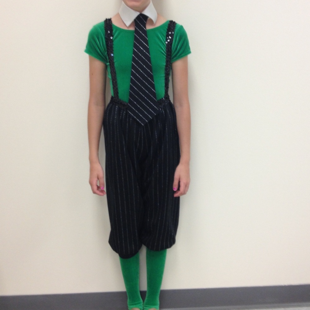 “ newsies” outfit